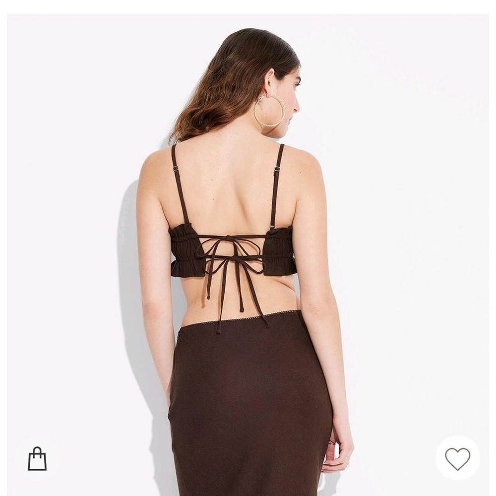 NWT LACE UP BACK RUFFLE TOP - Picture 3 of 7